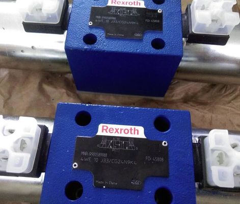 Rexroth R900589988 4WE10J3X/CG24N9K4  4WE10J33/CG24N9K4   Directional Spool Valves, Direct Operated, with Solenoid Actua