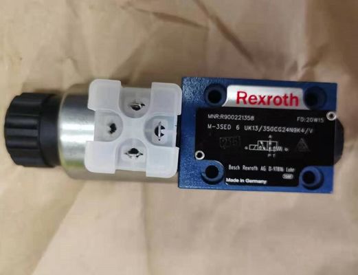 Клапан места Rexroth R900221358 M-3SED6UK13/350CG24N9K4/V M-3SED6UK1X/350CG24N9K4/V дирекционный