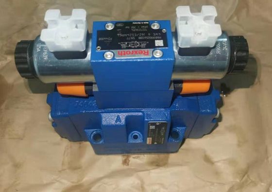 R900923852 4 WEH 16 j 70/6 НАПРИМЕР. 24N9ES2K4 4 WEH 16 j 7 клапан катышкы x/6 НАПРИМЕР. 24N9ES2K4 Rexroth управляемый пилотом дирекционный